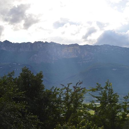 Little Interval Villa Le Villard  Buitenkant foto